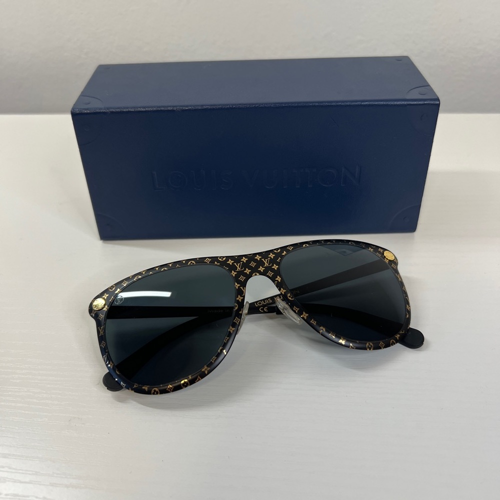 Louis Vuitton Aviator Metal Sunglasses Brown Monogram